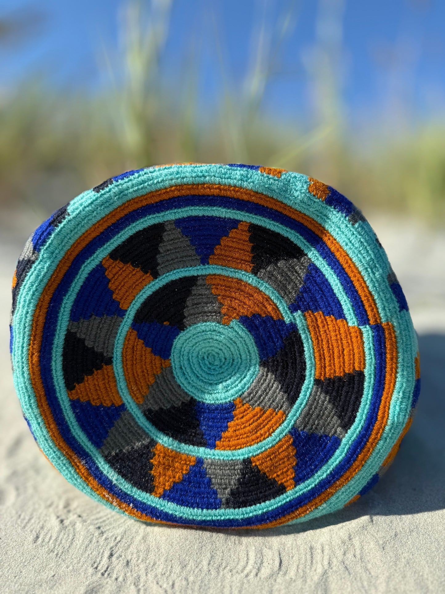 AUTHENTIC Exclusive HANDMADE Wayuu Mochila/ bag. Collection 100% handmade