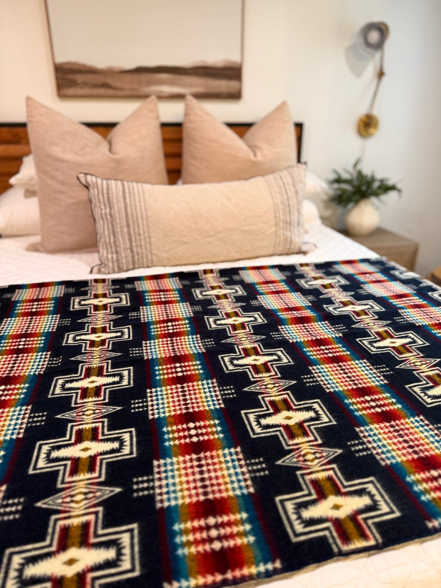 EXCLUSIVE HANDMADE ALPACA BLANKET-QUEEN SIZE.
