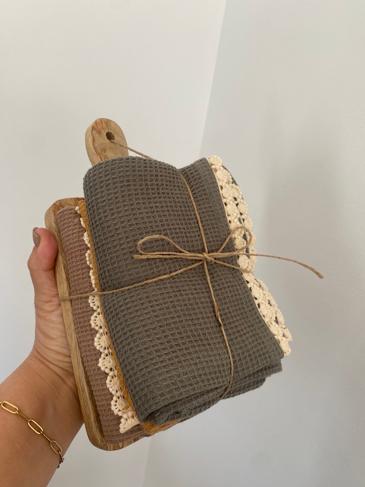 Cotton Waffle Weave Tea Towels w/ Cheese Cutting Board, Set of 4