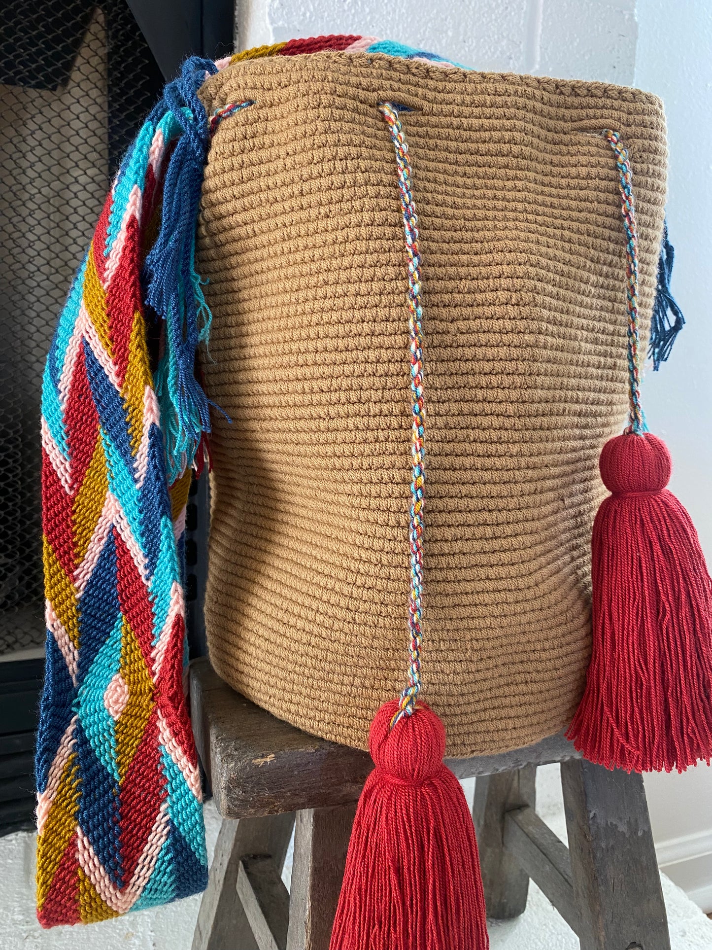 AUTHENTIC Large WAYUU MOCHILA/bag Handmade 1