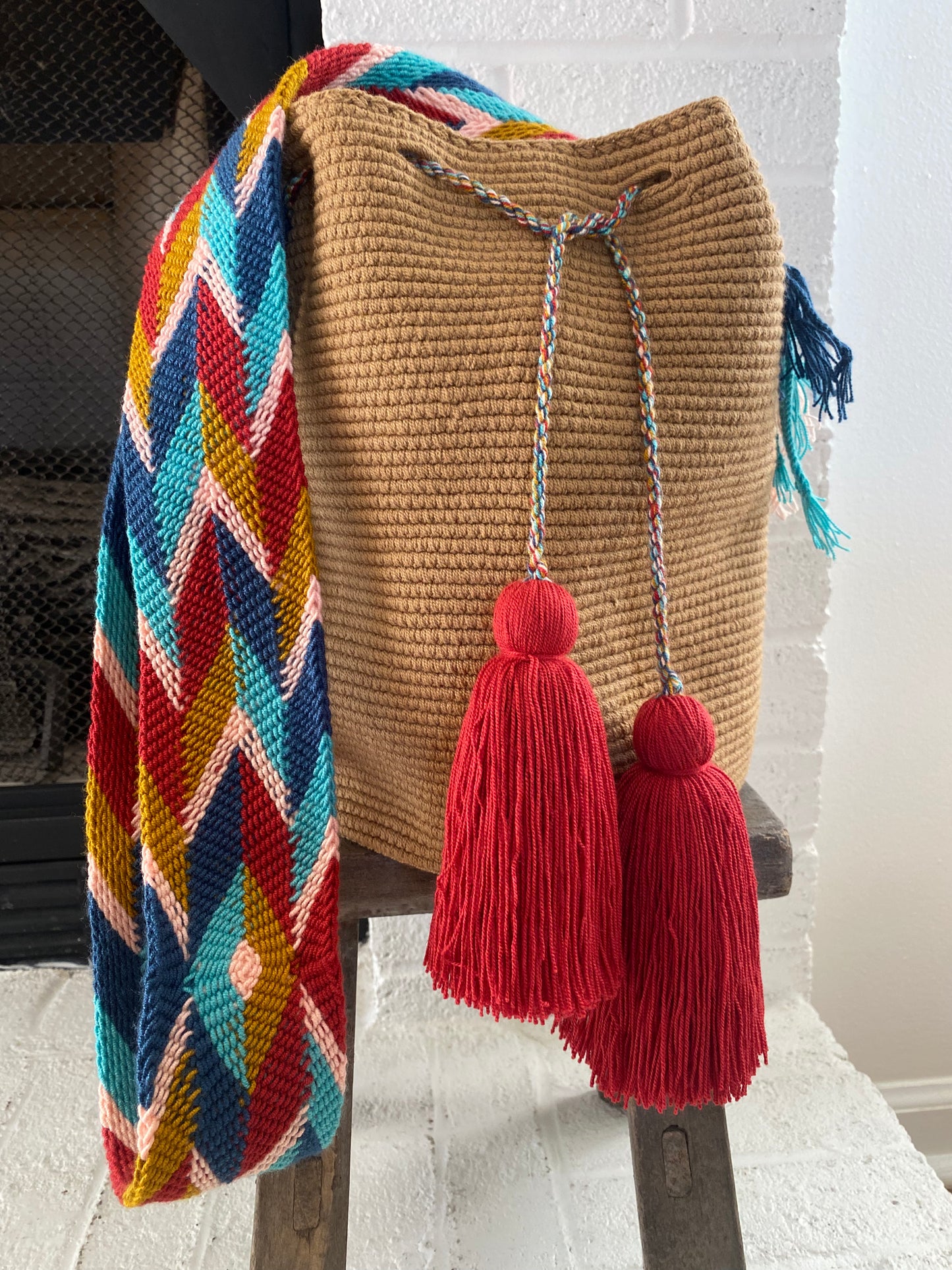 AUTHENTIC Large WAYUU MOCHILA/bag Handmade 1