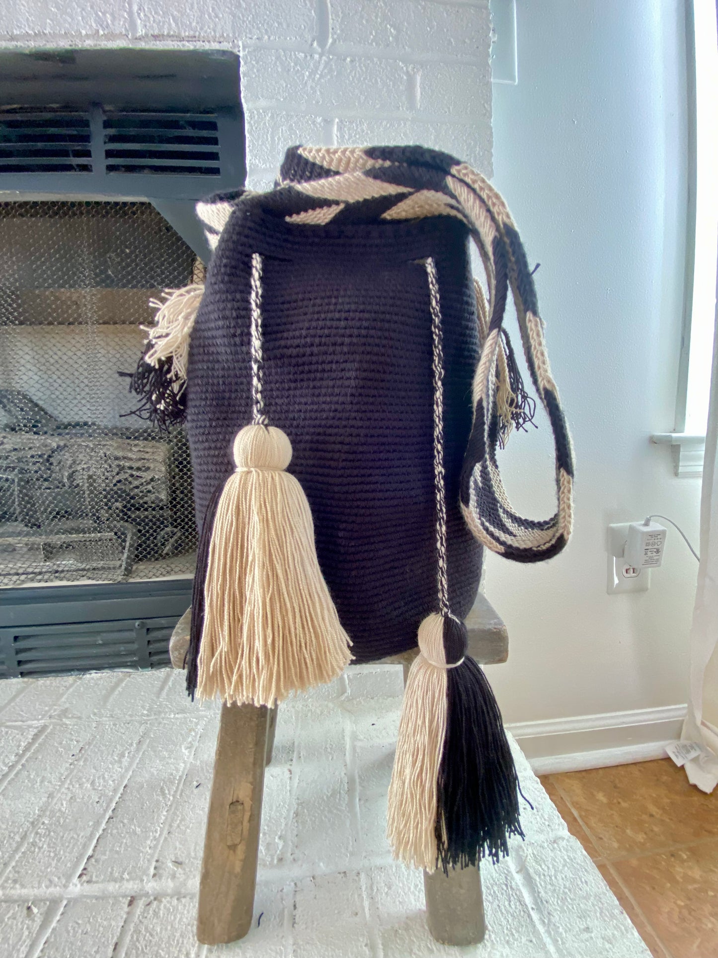 AUTHENTIC Large WAYUU MOCHILA/bag Handmade 2
