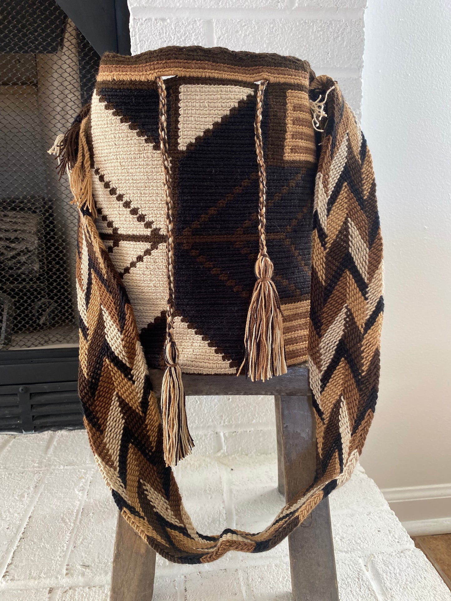 AUTHENTIC Large WAYUU MOCHILA/bag Handmade 4