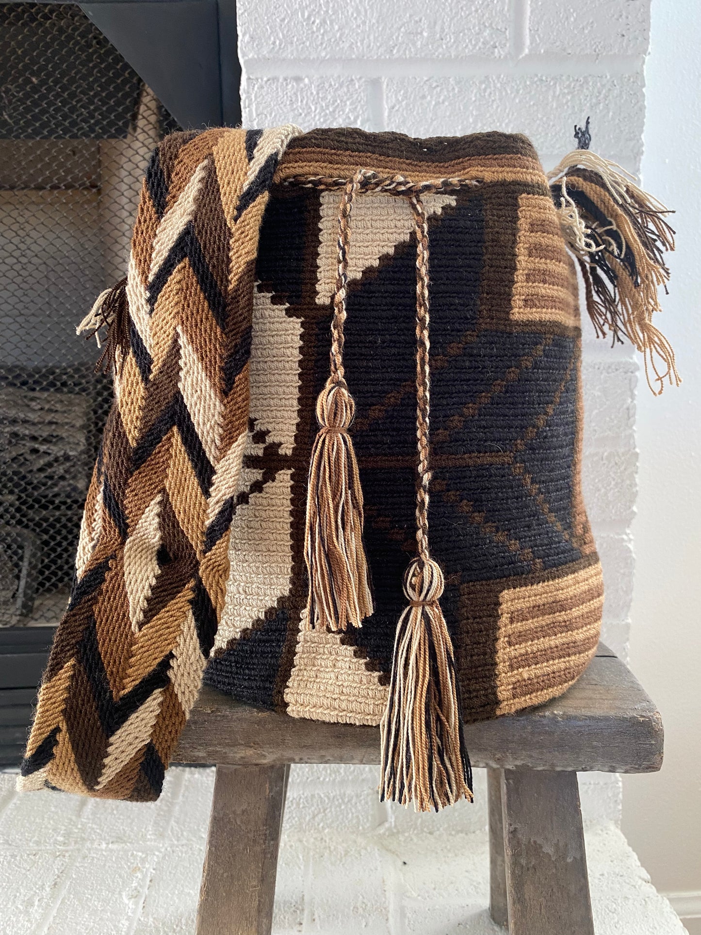 AUTHENTIC Large WAYUU MOCHILA/bag Handmade 5