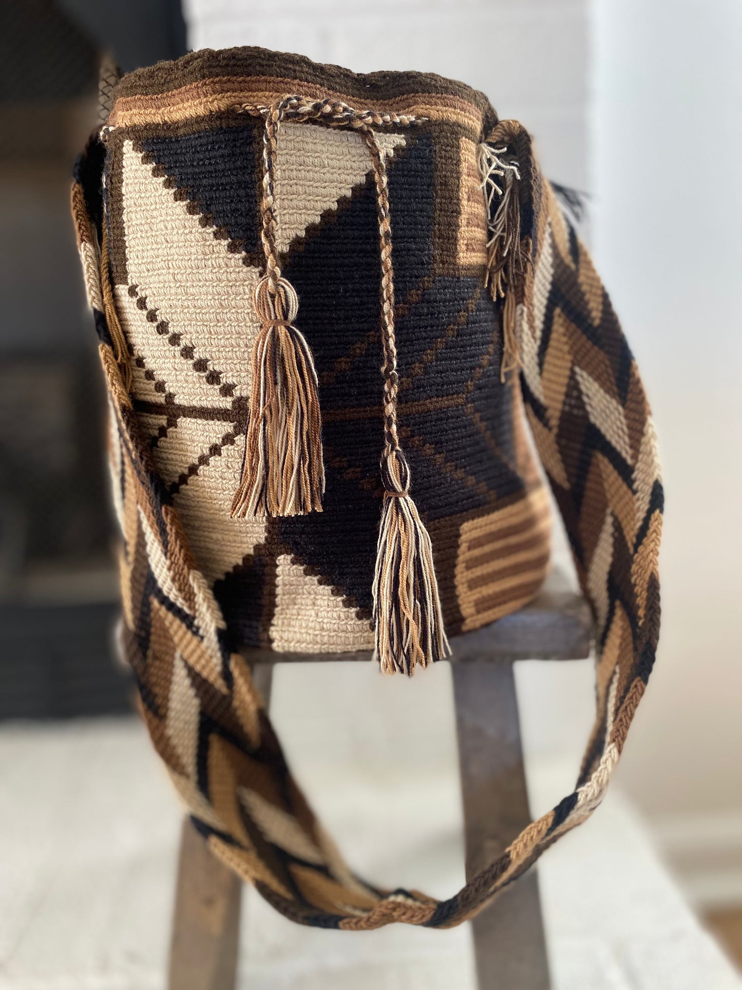 AUTHENTIC Large WAYUU MOCHILA/bag Handmade 5