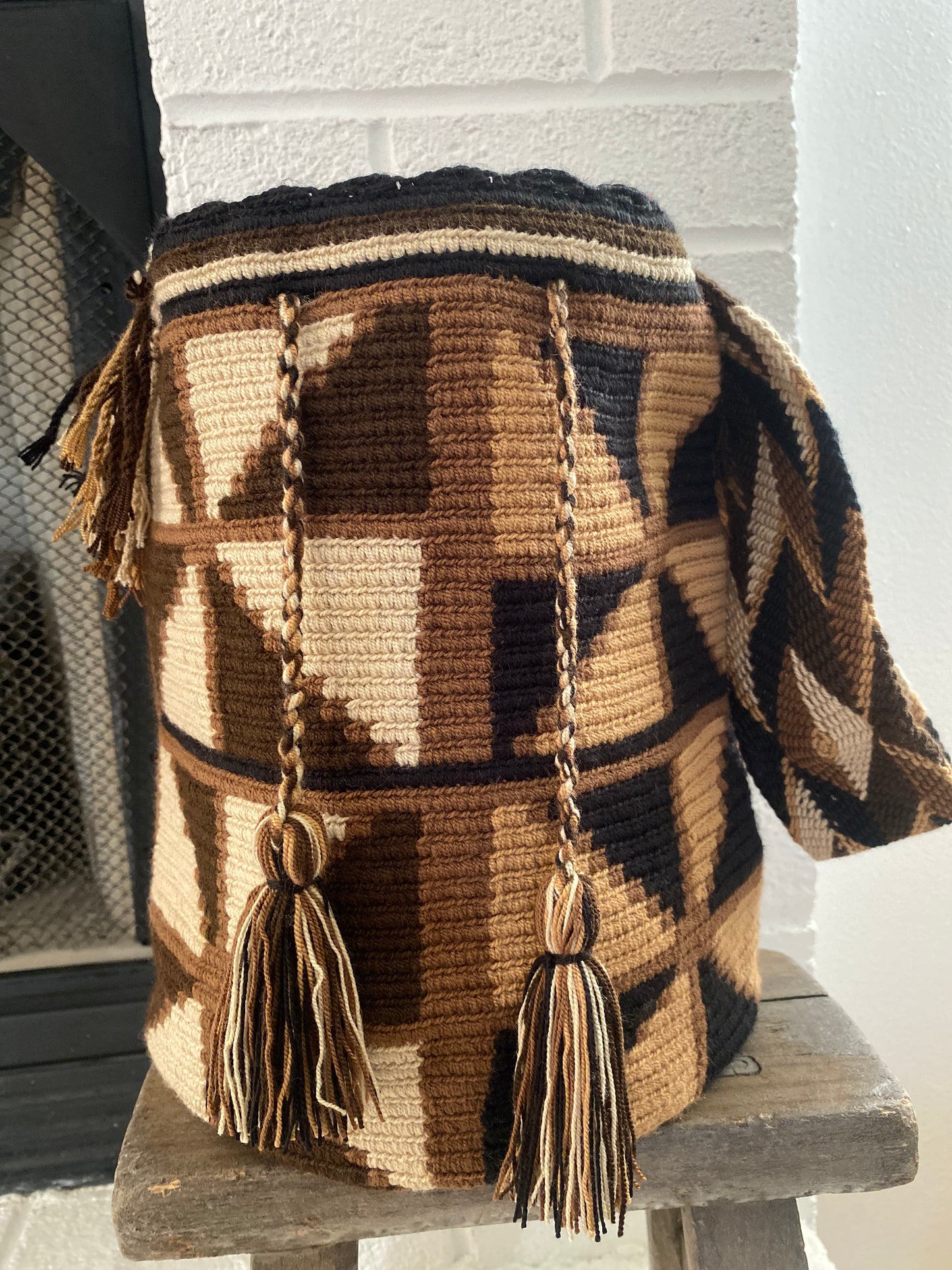 AUTHENTIC Large WAYUU MOCHILA/bag Handmade 4