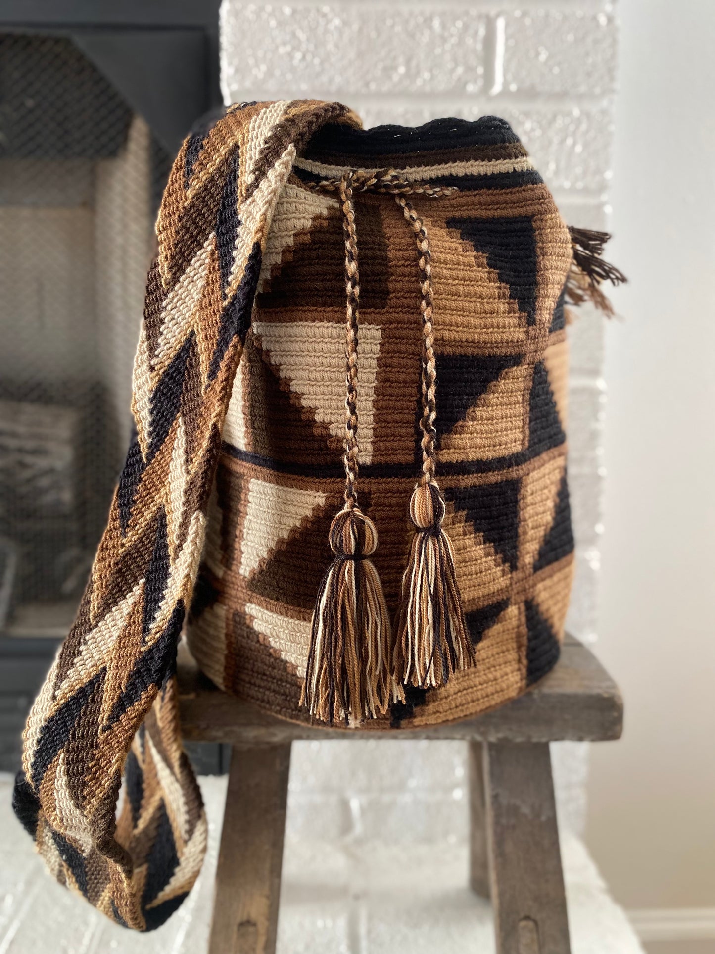 AUTHENTIC Large WAYUU MOCHILA/bag Handmade 4