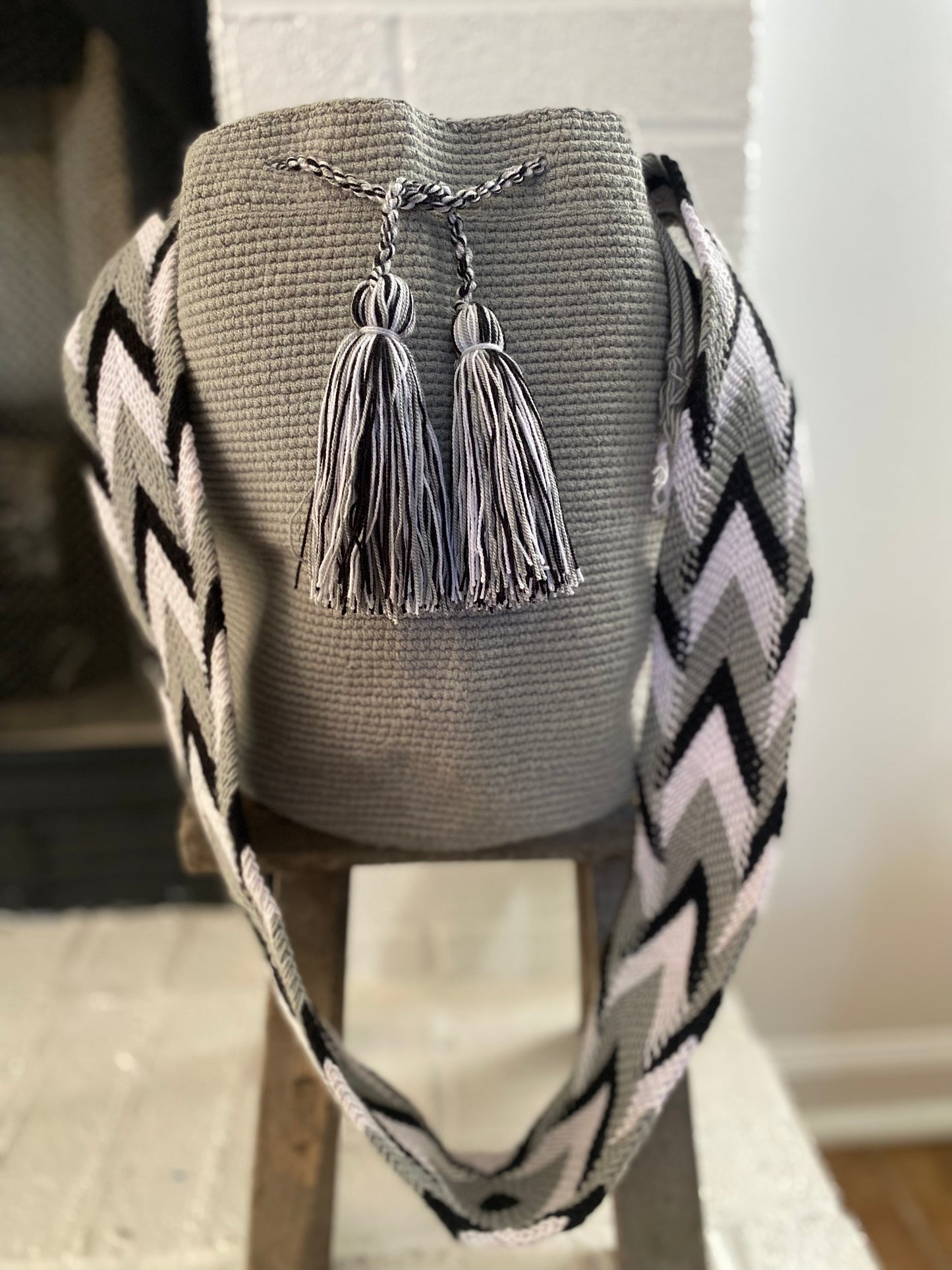 AUTHENTIC Large WAYUU MOCHILA/bag Handmade 6
