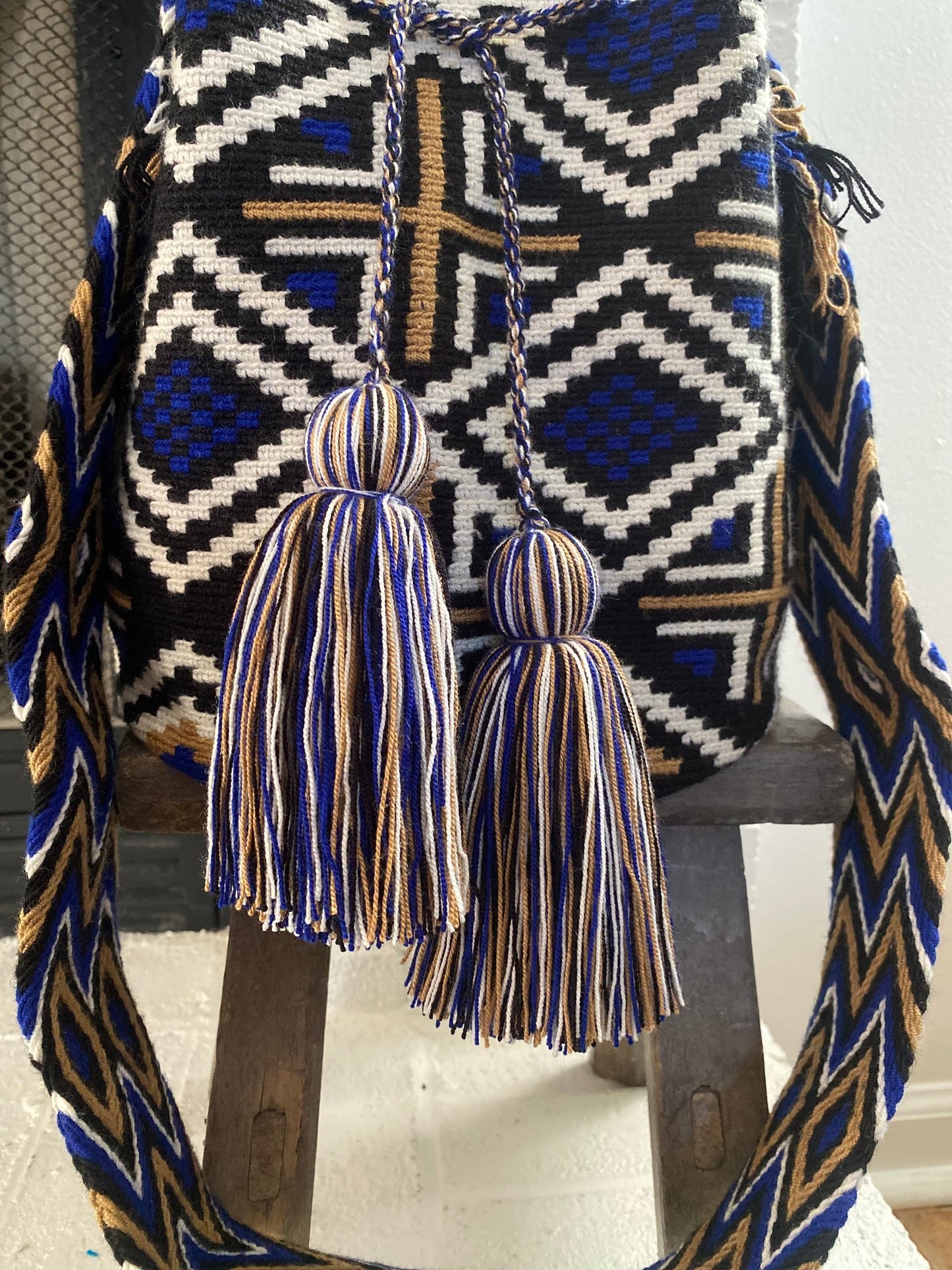 AUTHENTIC Large WAYUU MOCHILA/bag Handmade 7