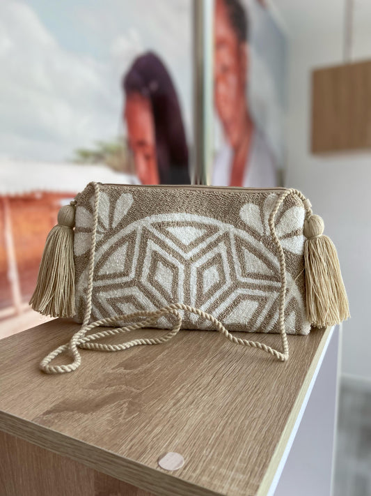 WAYUU Tapizada/ PUNCH NEEDLE Crossbody Bag Handmade 9