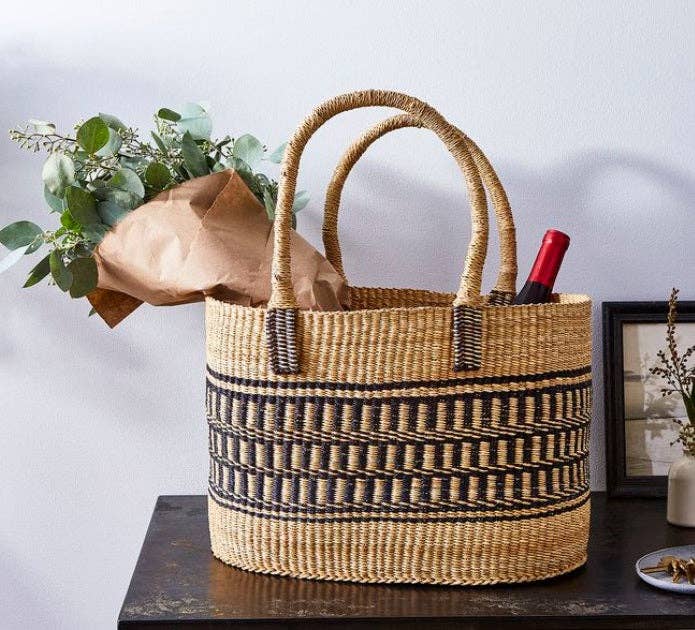 Vea Heavy Duty African Basket - Ghana Bolga - Shopping Natur: Leather Handles / Large W: 13" x 10" Tall