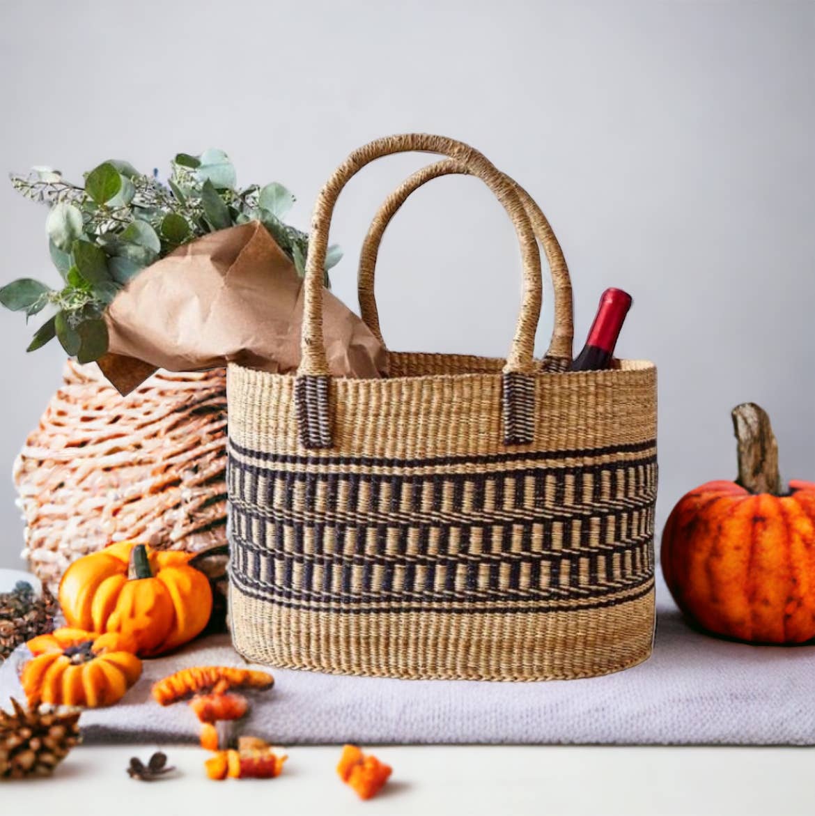 Vea Heavy Duty African Basket - Ghana Bolga - Shopping Natur: Leather Handles / Large W: 13" x 10" Tall