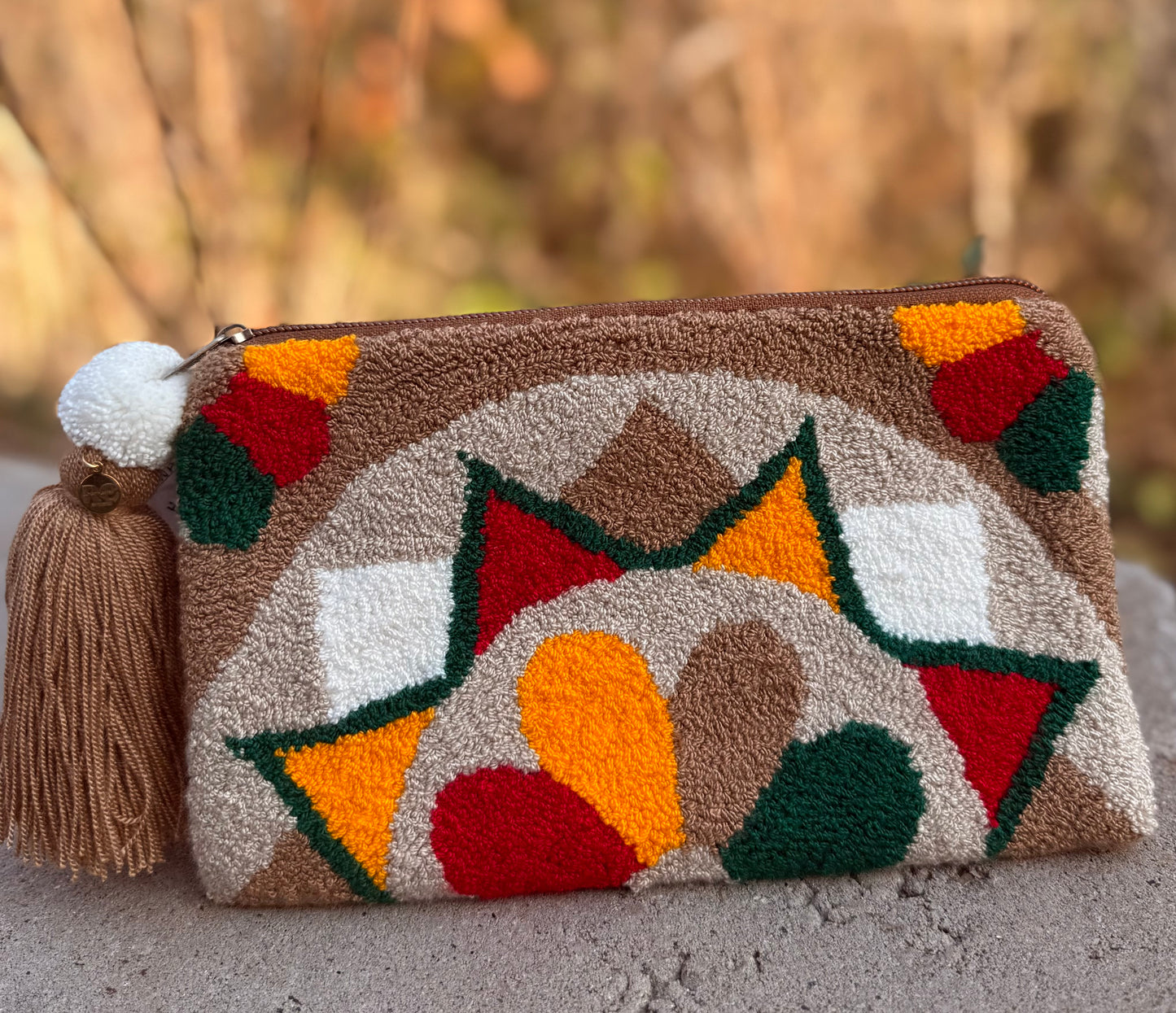 Exclusive WAYUU Needle Punch/ tapizado Clutch / pura