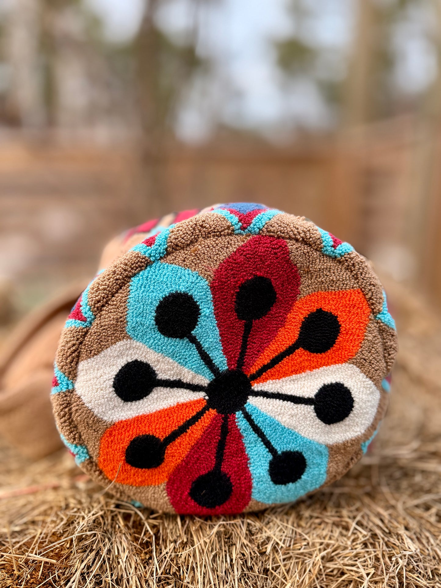 WAYUU Tapizada/ Punch Needle MOCHILA/ bag. Evil eye! Large
