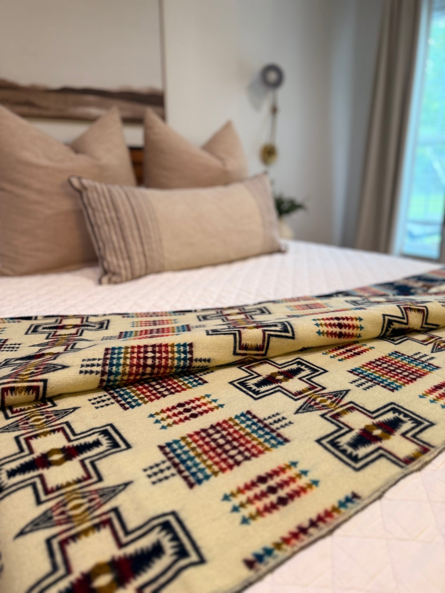 EXCLUSIVE HANDMADE ALPACA BLANKET-QUEEN SIZE.