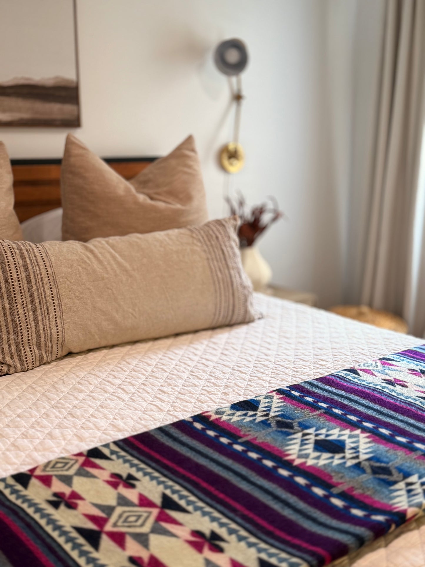 EXCLUSIVE Handmade Alpaca Blanket. Queen size. Very vibrant