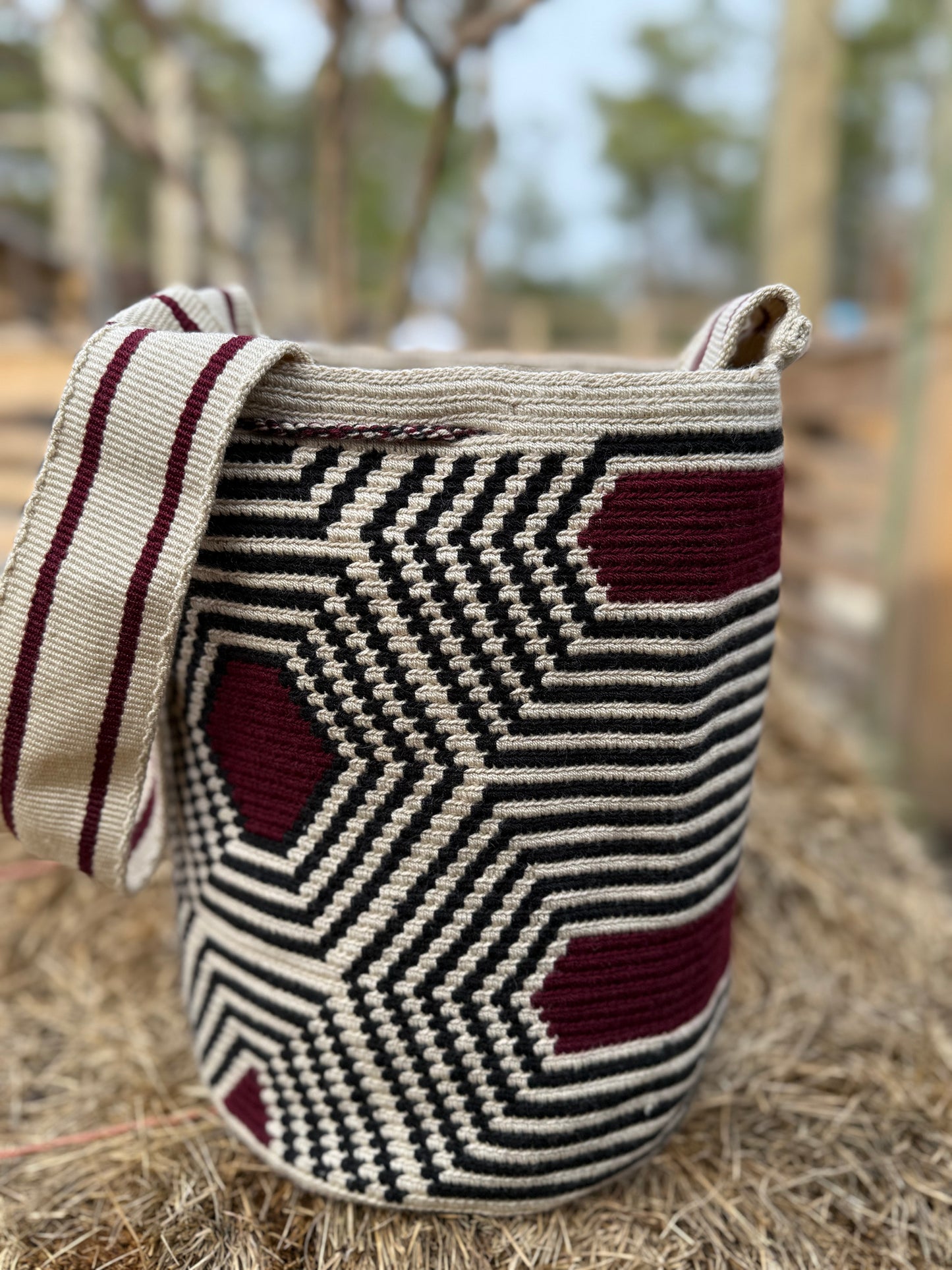 Authentic Exclusive Handmade WAYUU Mochila/bag.