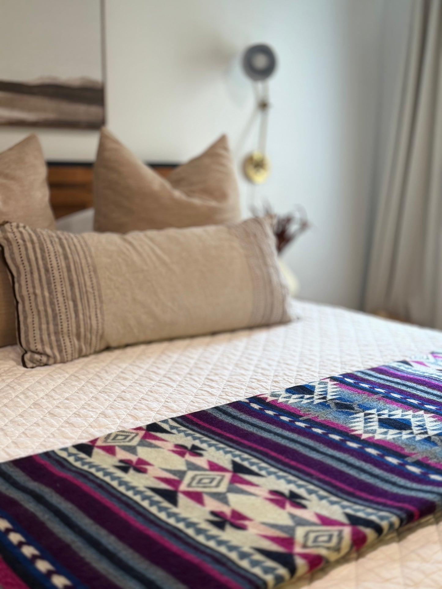 EXCLUSIVE Handmade Alpaca Blanket. Queen size. Very vibrant