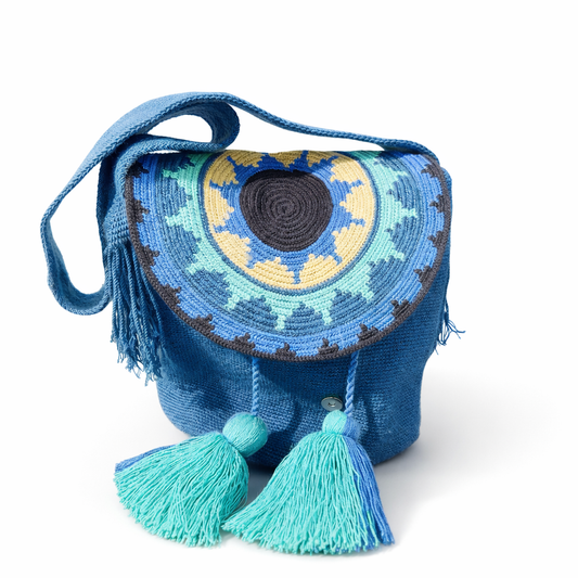 Authentic Exclusive HANDMADE Wayuu Mochila with tapa/ top