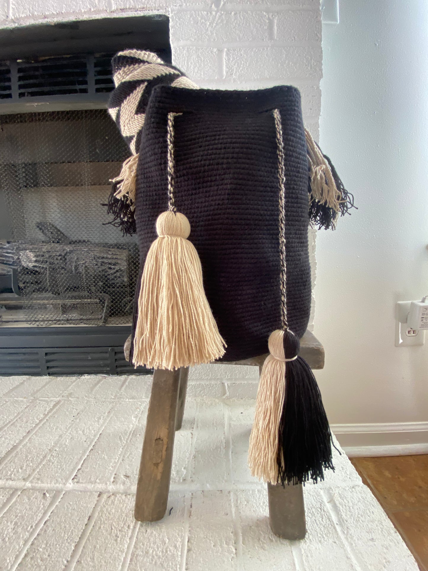 AUTHENTIC Large WAYUU MOCHILA/bag Handmade 2