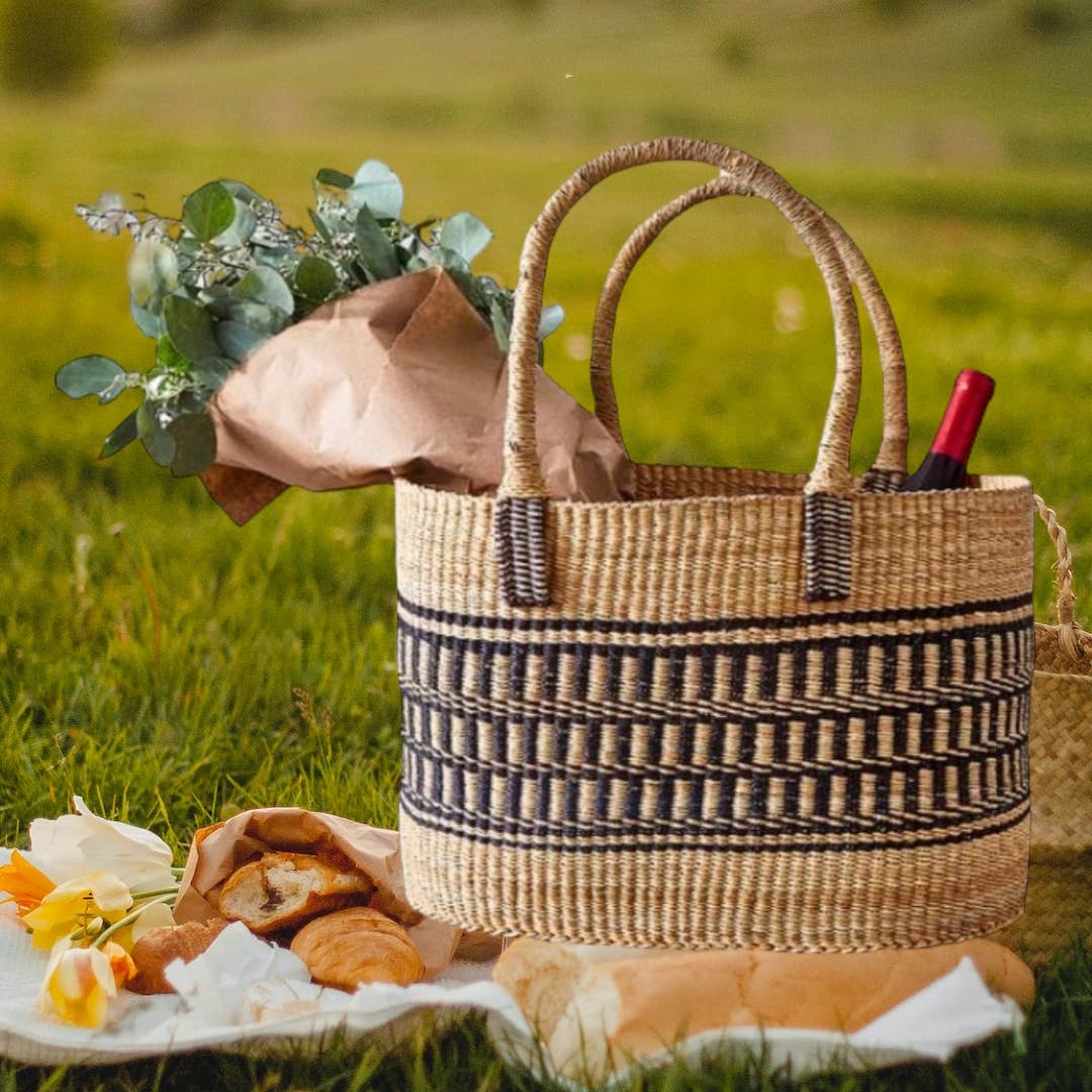 Vea Heavy Duty African Basket - Ghana Bolga - Shopping Natur: Leather Handles / Large W: 13" x 10" Tall